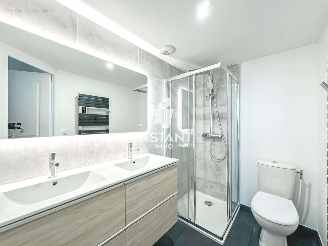 Maison à SAINT-MAUR-DES-FOSSES