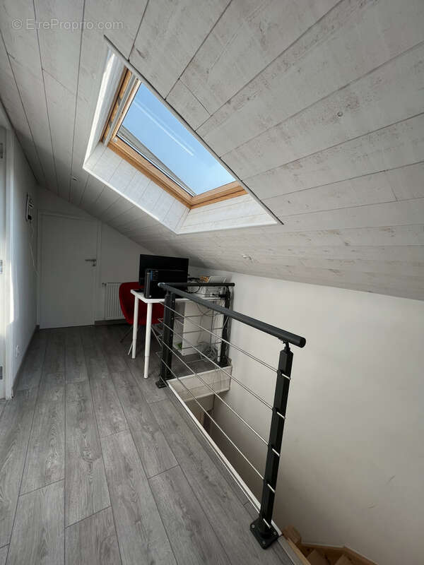 Maison à SAINT-JUST-MALMONT