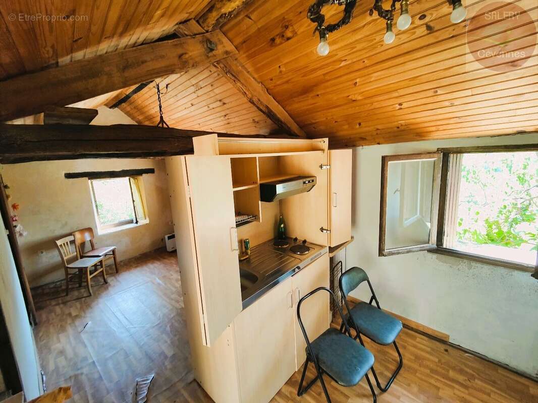 Maison à LA SALLE-PRUNET