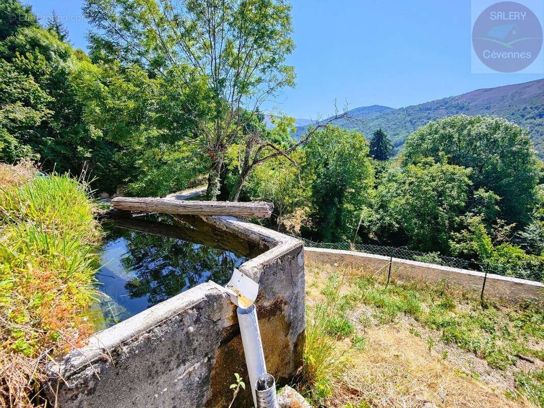 Maison à LA SALLE-PRUNET