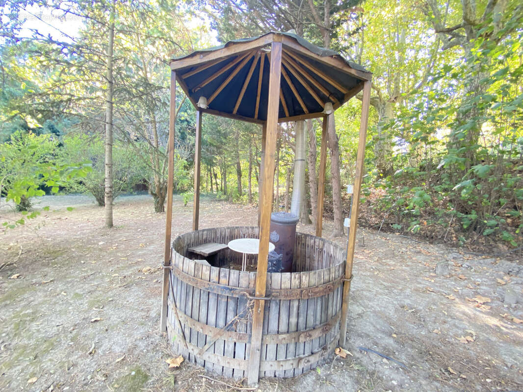 Maison à SAINT-MARTIN-DE-VILLEREGLAN