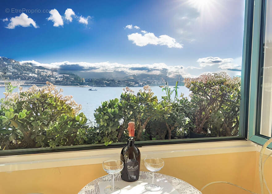 Appartement à VILLEFRANCHE-SUR-MER
