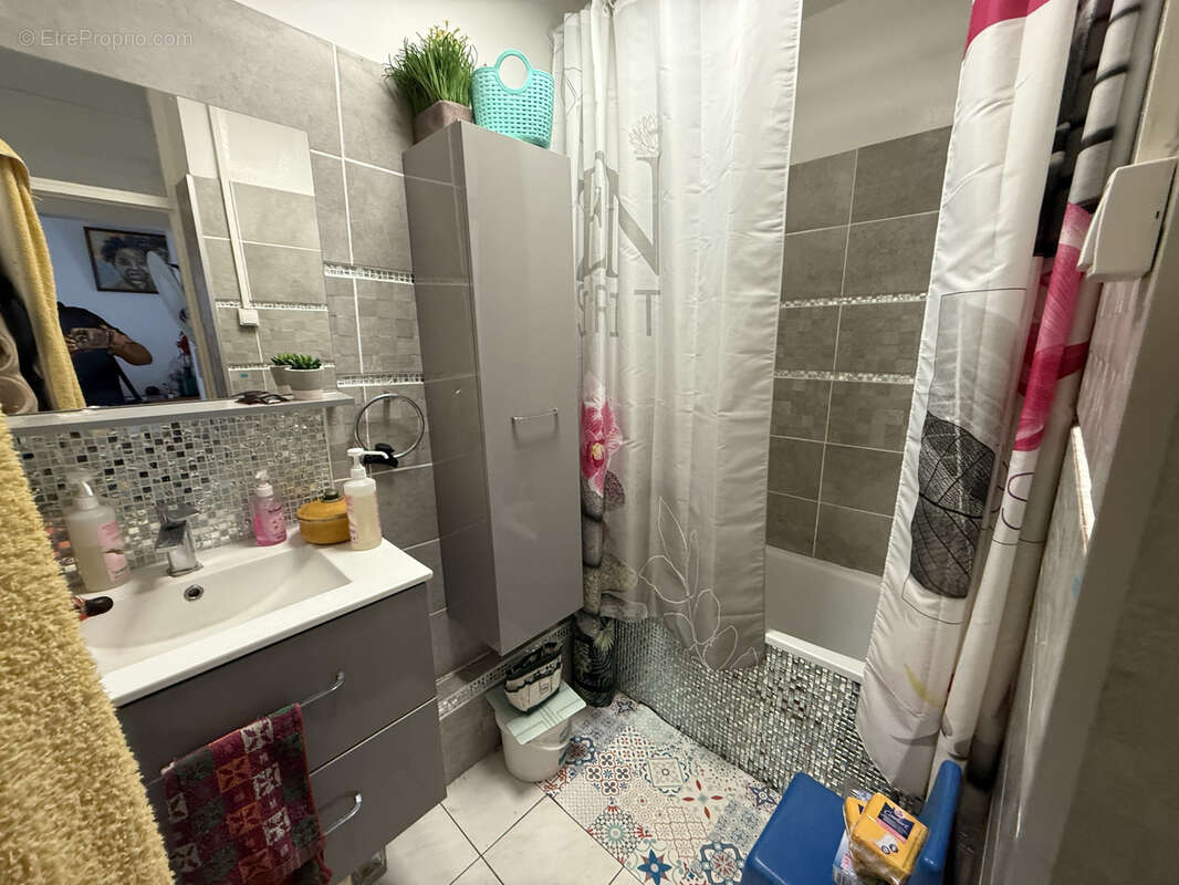 Appartement à SAINT-DENIS