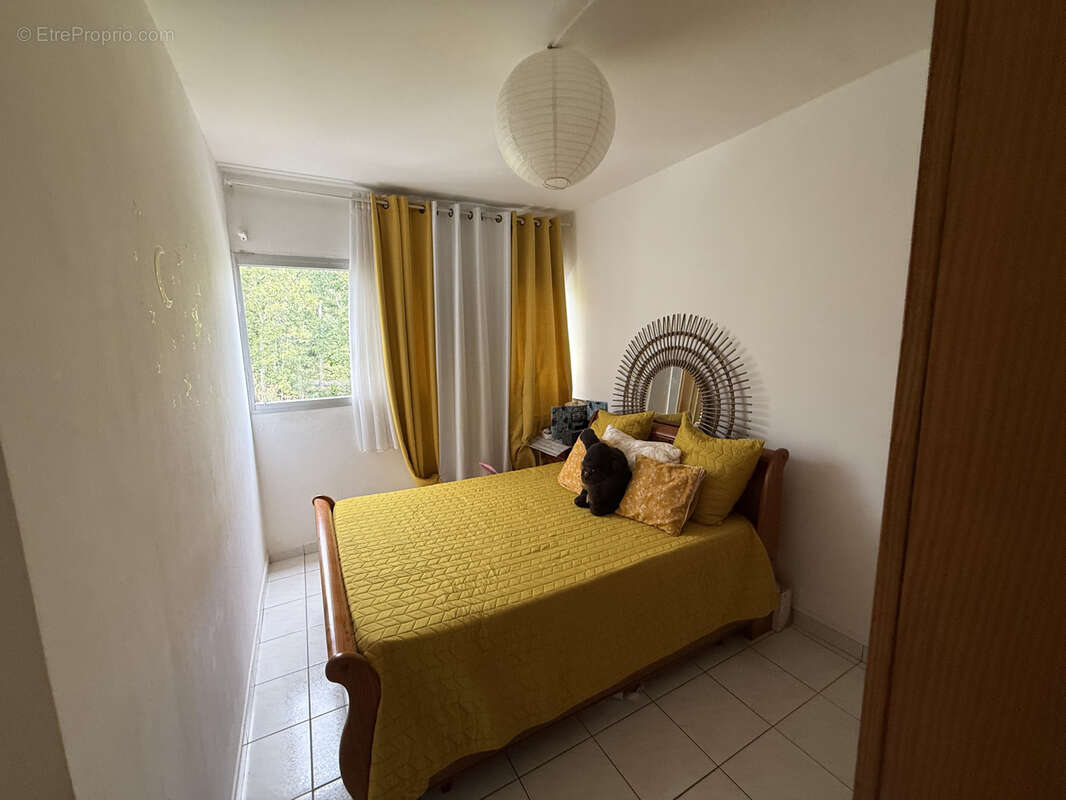 Appartement à SAINT-DENIS