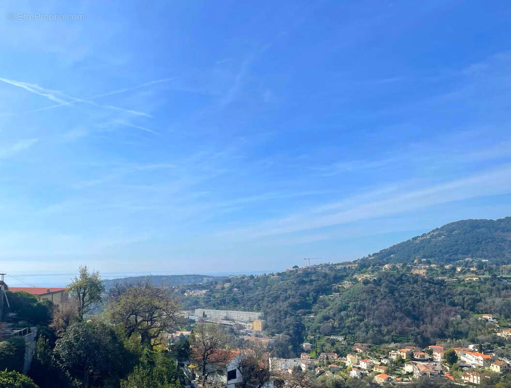 Appartement à MENTON