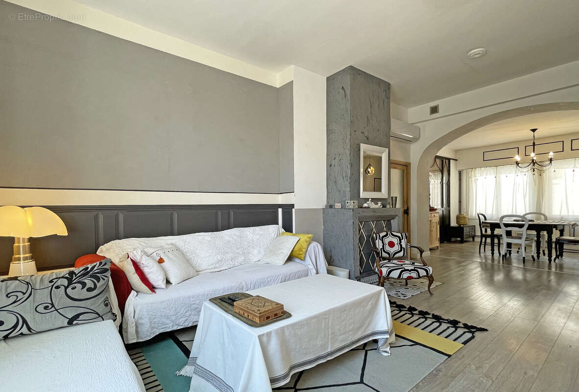 Appartement à NIMES