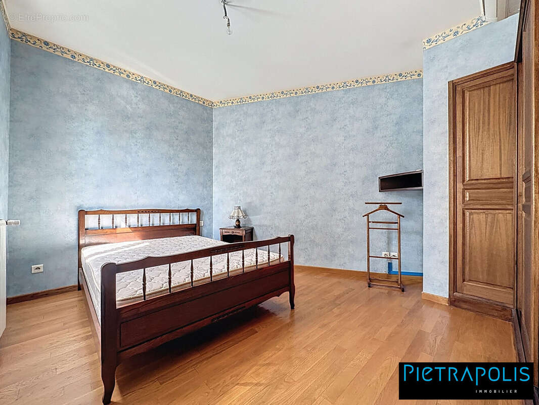 Maison à VILLEURBANNE