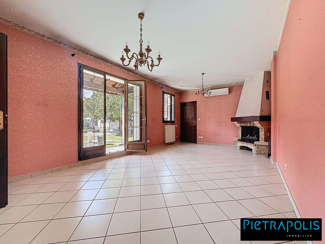 Maison à VILLEURBANNE