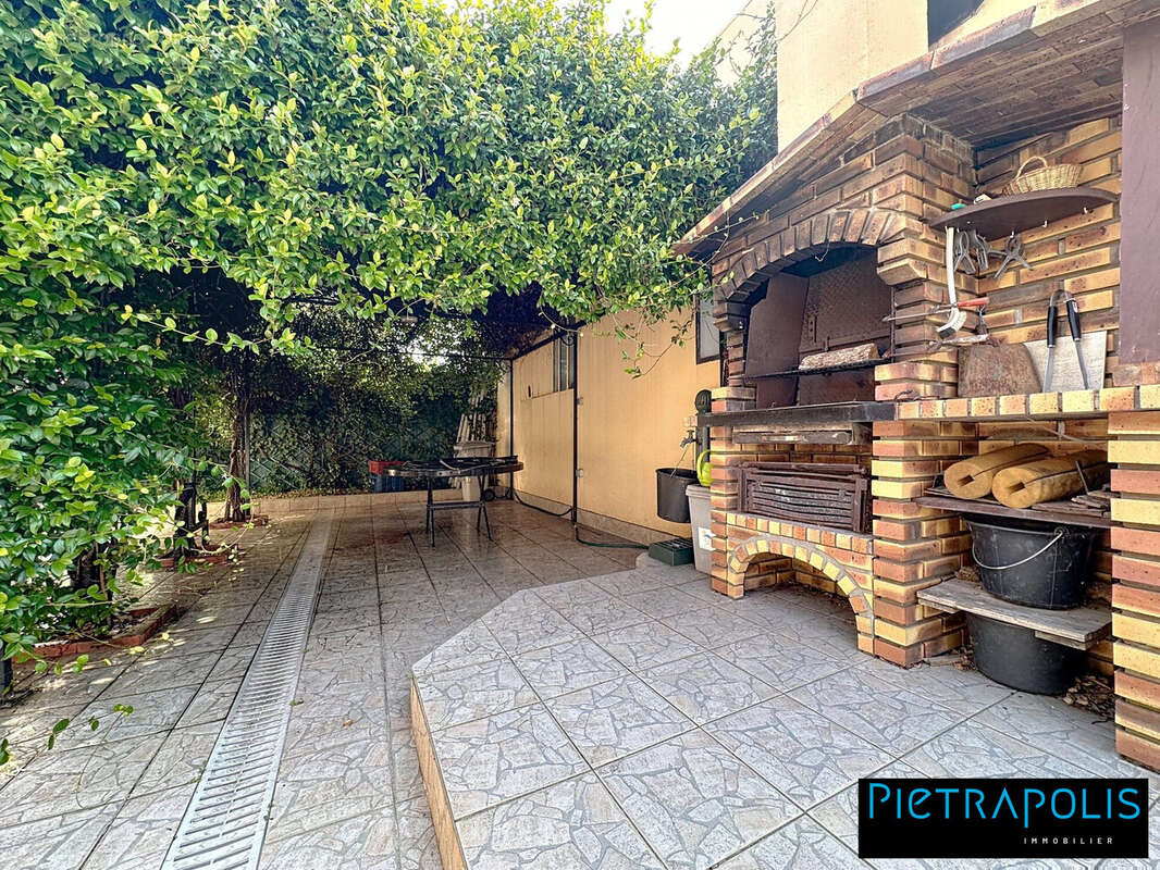 Maison à VILLEURBANNE