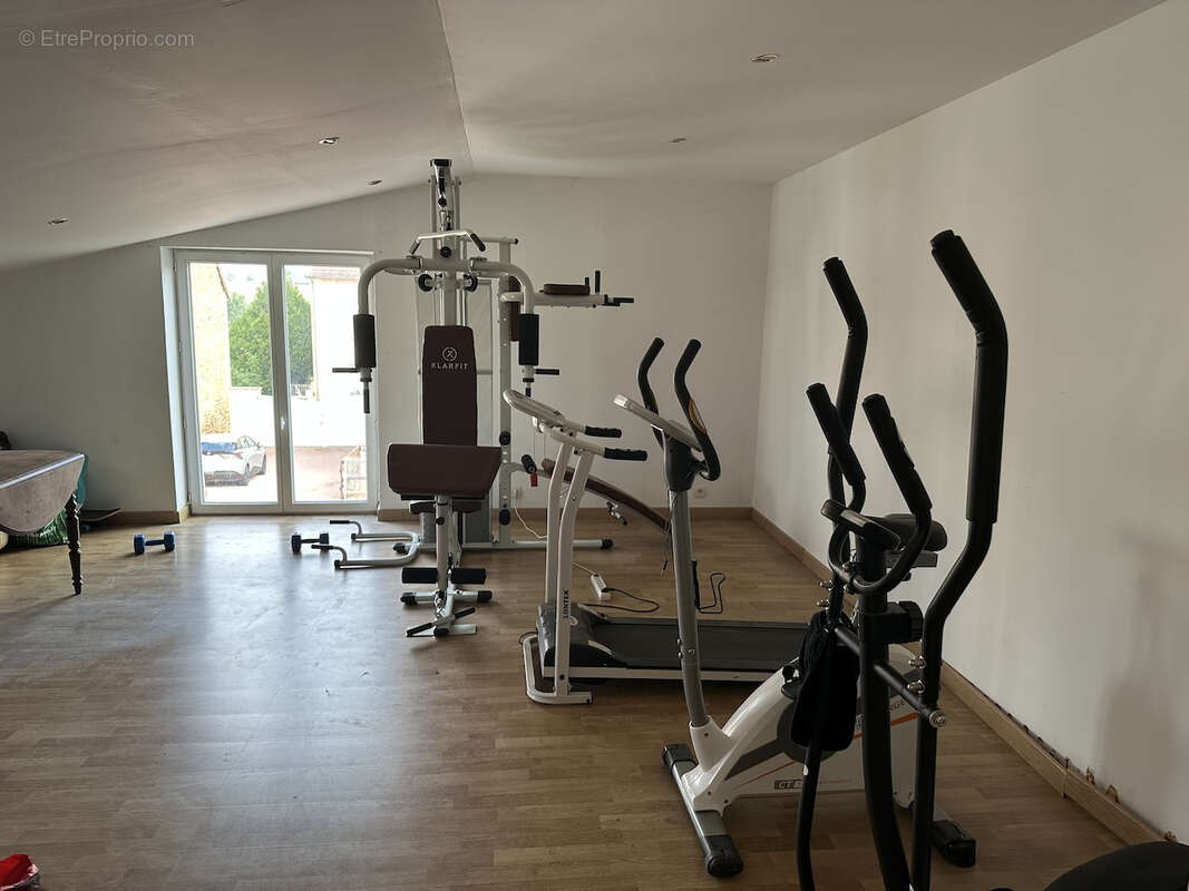 Maison à SEMUR-EN-BRIONNAIS