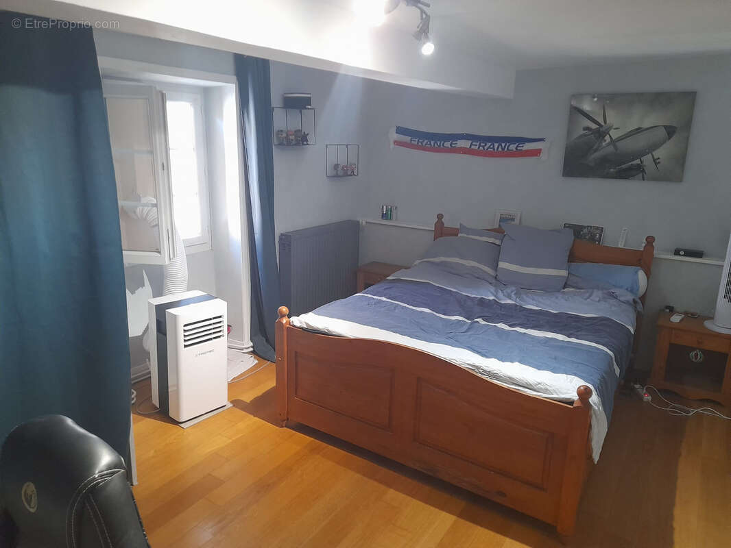 Maison à SEMUR-EN-BRIONNAIS