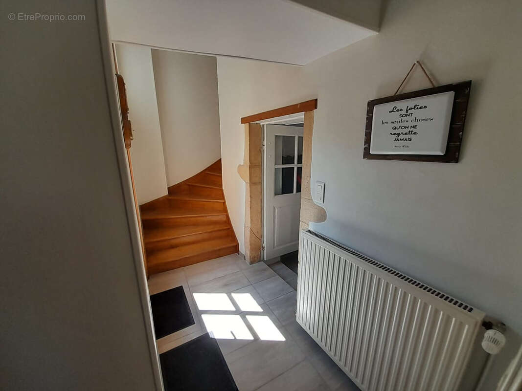 Maison à SEMUR-EN-BRIONNAIS