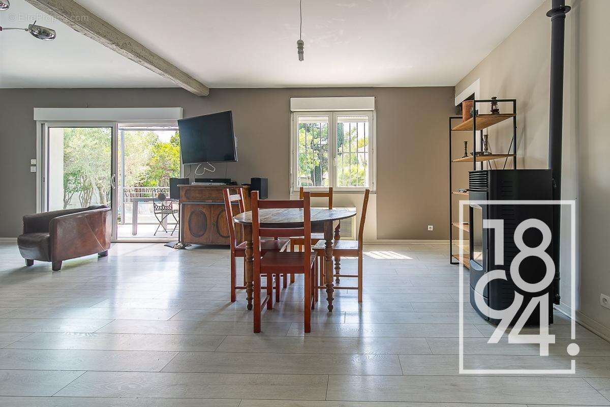 Maison à GIGNAC-LA-NERTHE