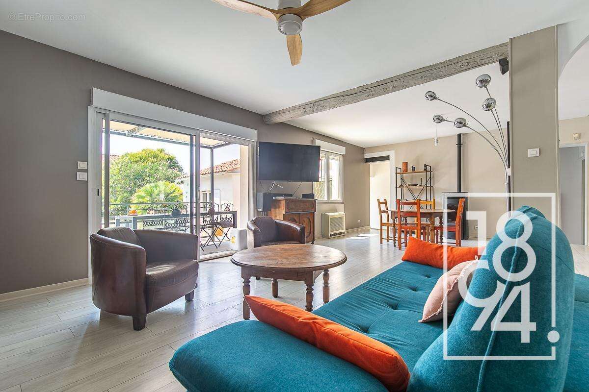 Maison à GIGNAC-LA-NERTHE