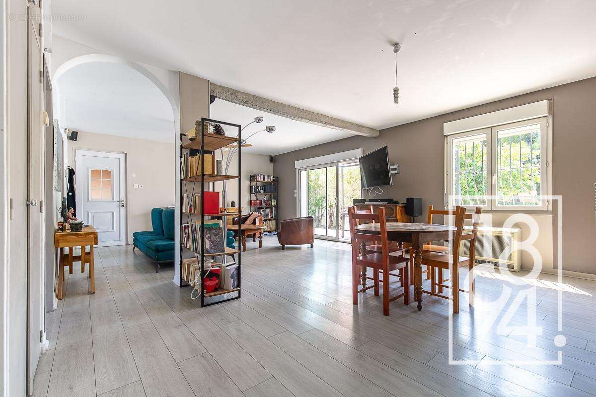 Maison à GIGNAC-LA-NERTHE