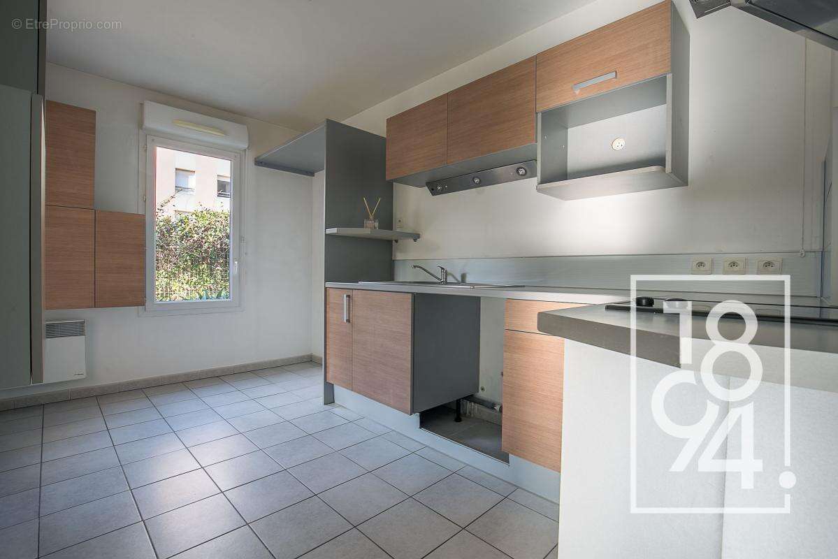 Appartement à MARSEILLE-14E