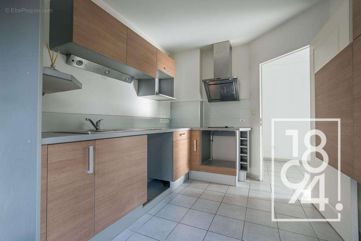 Appartement à MARSEILLE-14E