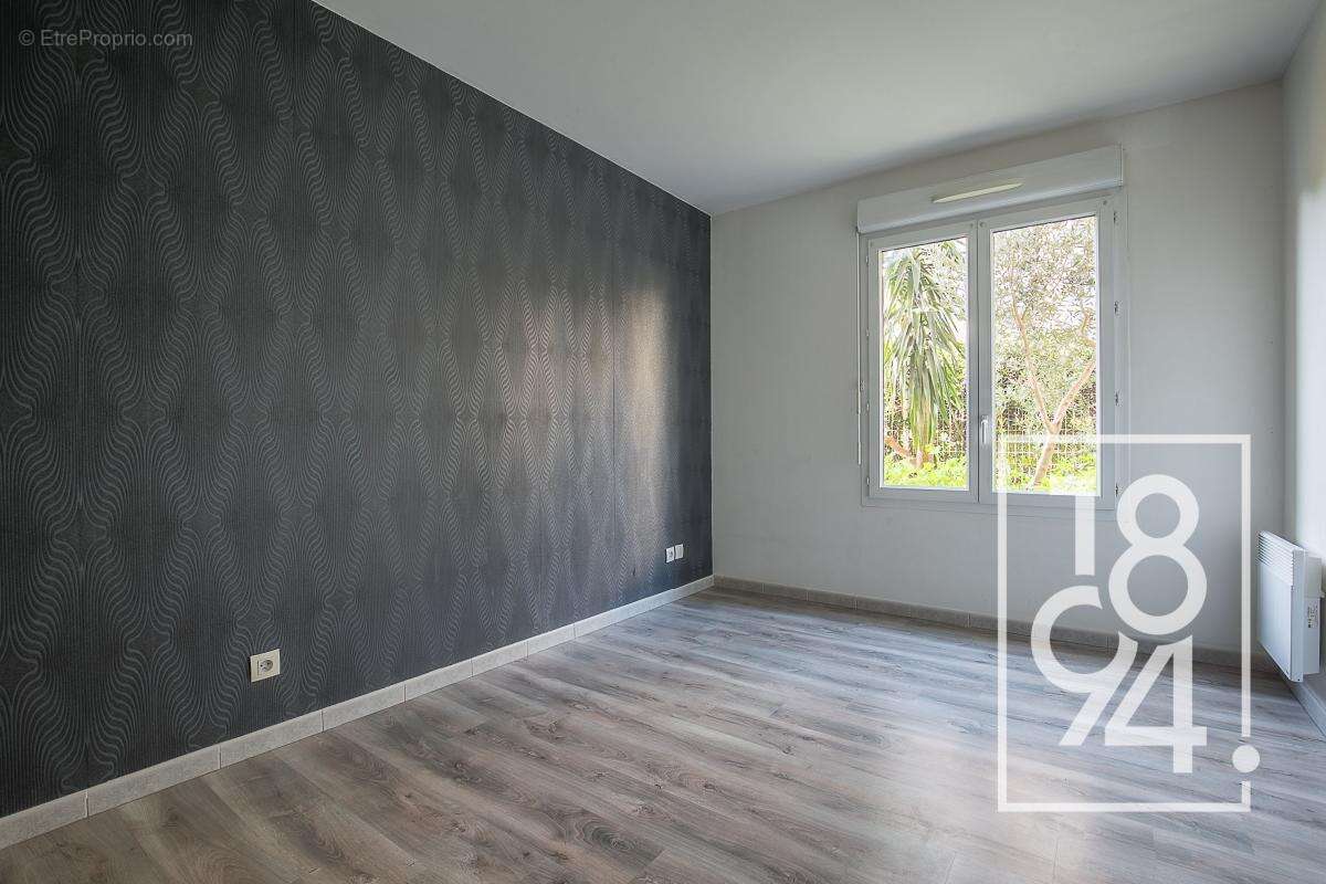 Appartement à MARSEILLE-14E