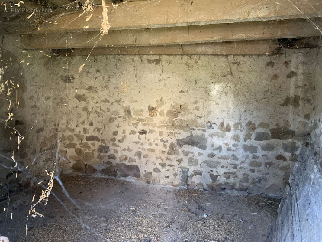 Maison à SAINTE-THERENCE