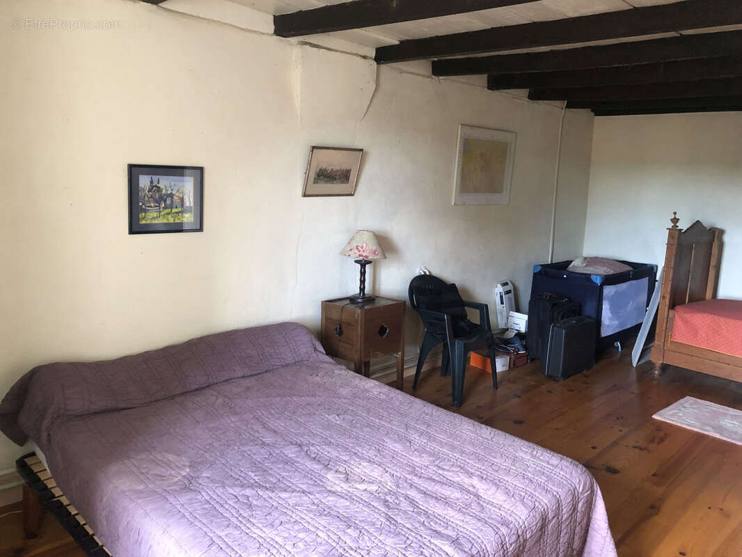 Maison à BARBEZIEUX-SAINT-HILAIRE