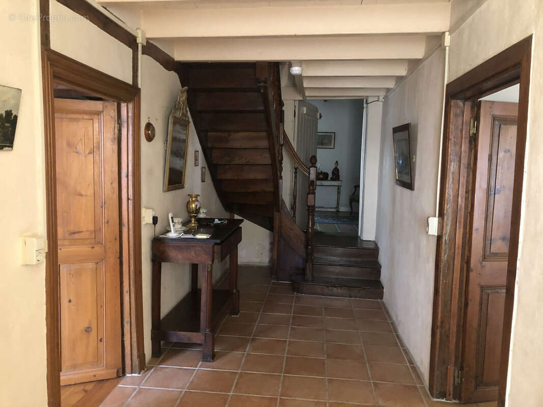 Maison à BARBEZIEUX-SAINT-HILAIRE