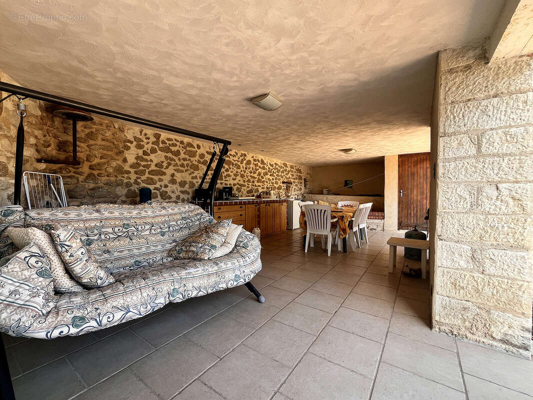 Maison à BEAUMES-DE-VENISE