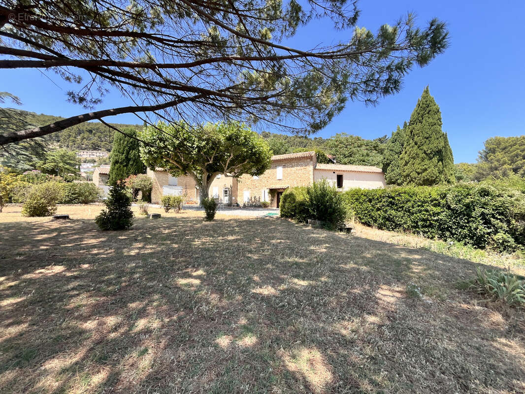 Maison à BEAUMES-DE-VENISE