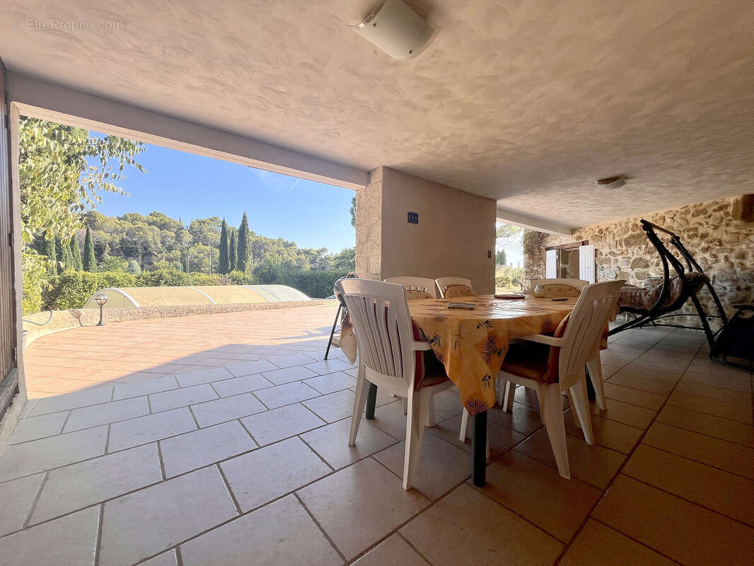 Maison à BEAUMES-DE-VENISE