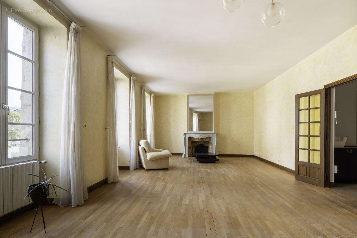 Appartement à SAINT-CERE