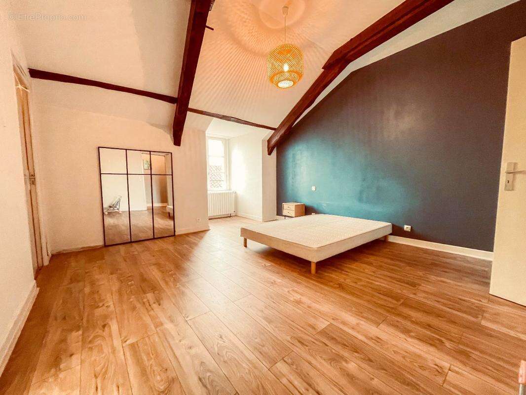 Appartement à SAINT-CERE