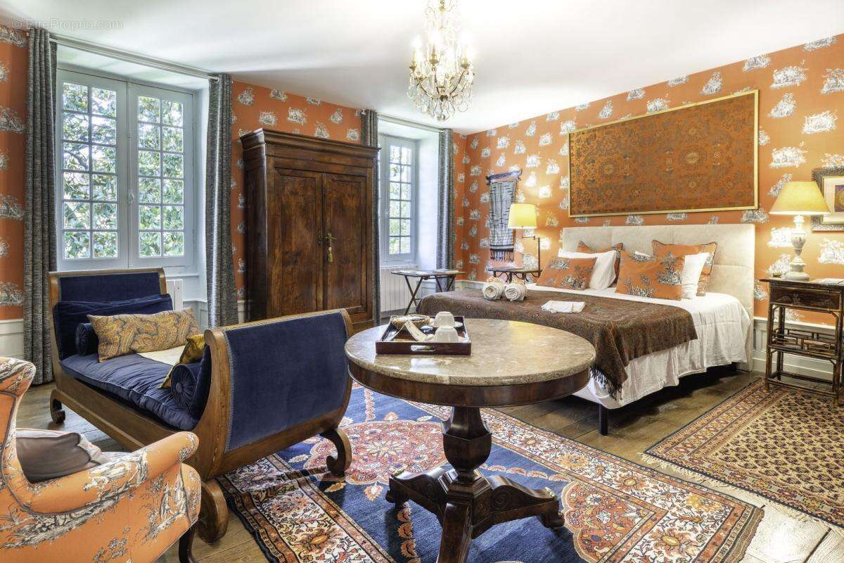 Maison à BEAULIEU-SUR-DORDOGNE