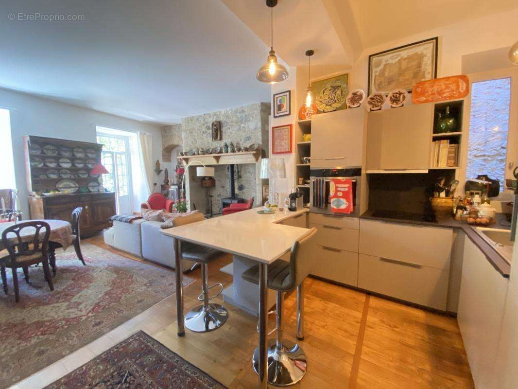 Maison à BEAULIEU-SUR-DORDOGNE