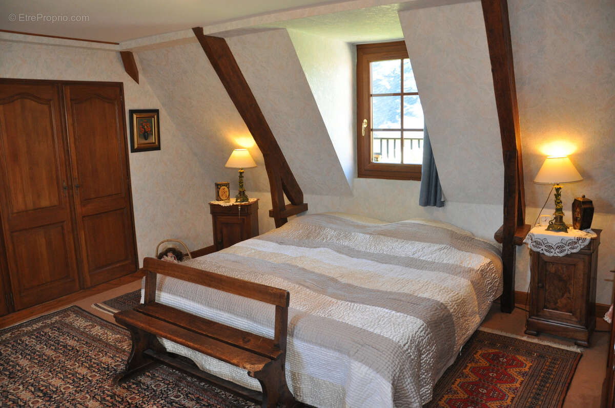 Maison à EQUEMAUVILLE