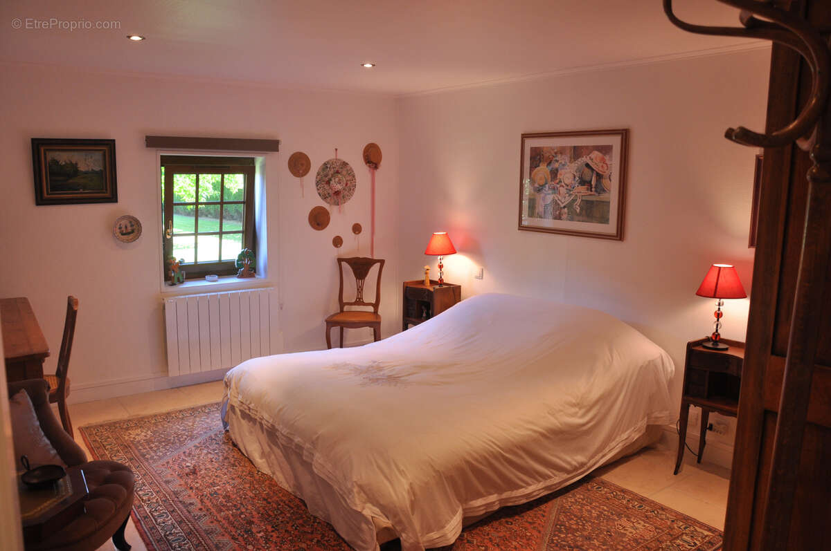 Maison à EQUEMAUVILLE