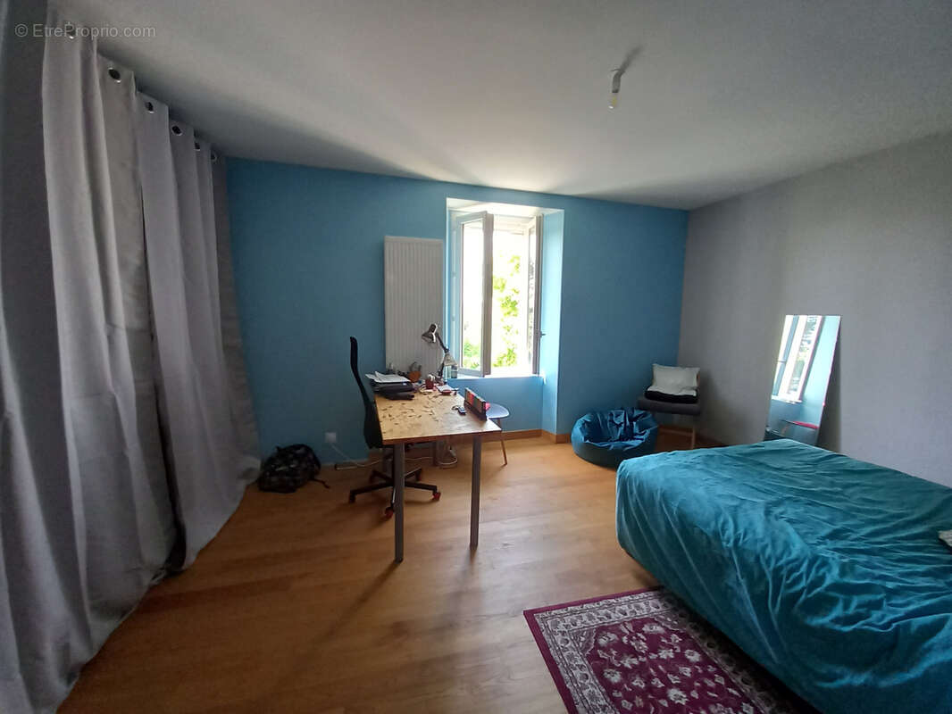 Maison à L&#039;ISLE-JOURDAIN