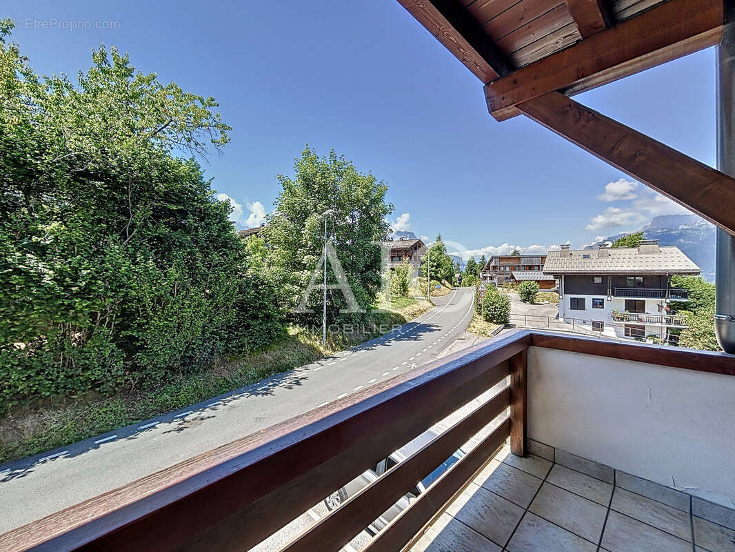 Appartement à COMBLOUX