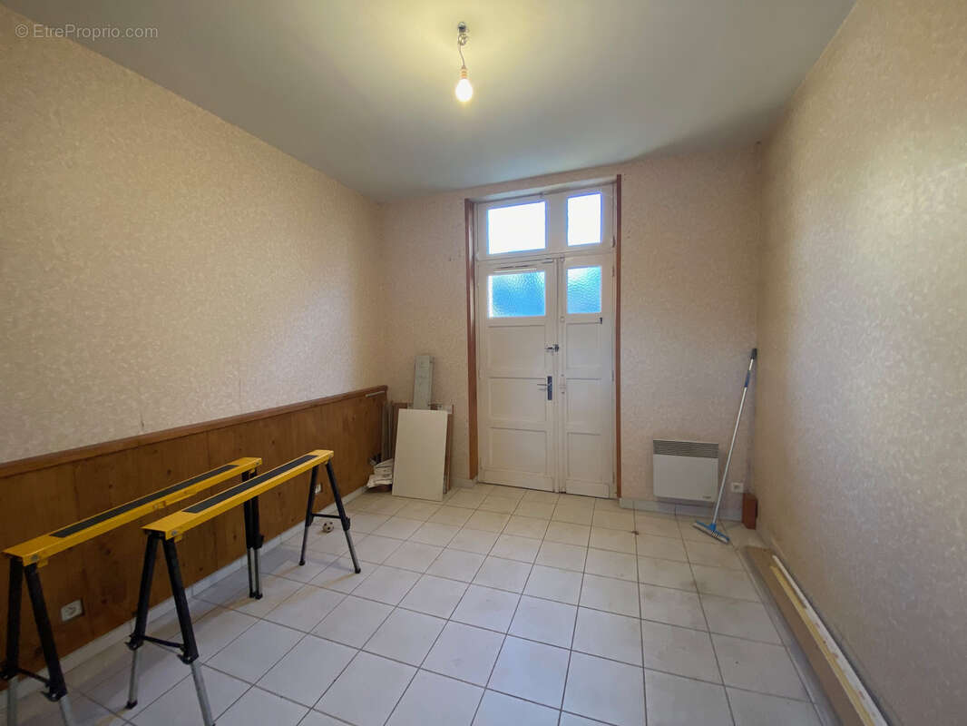 Maison à PUY-L&#039;EVEQUE