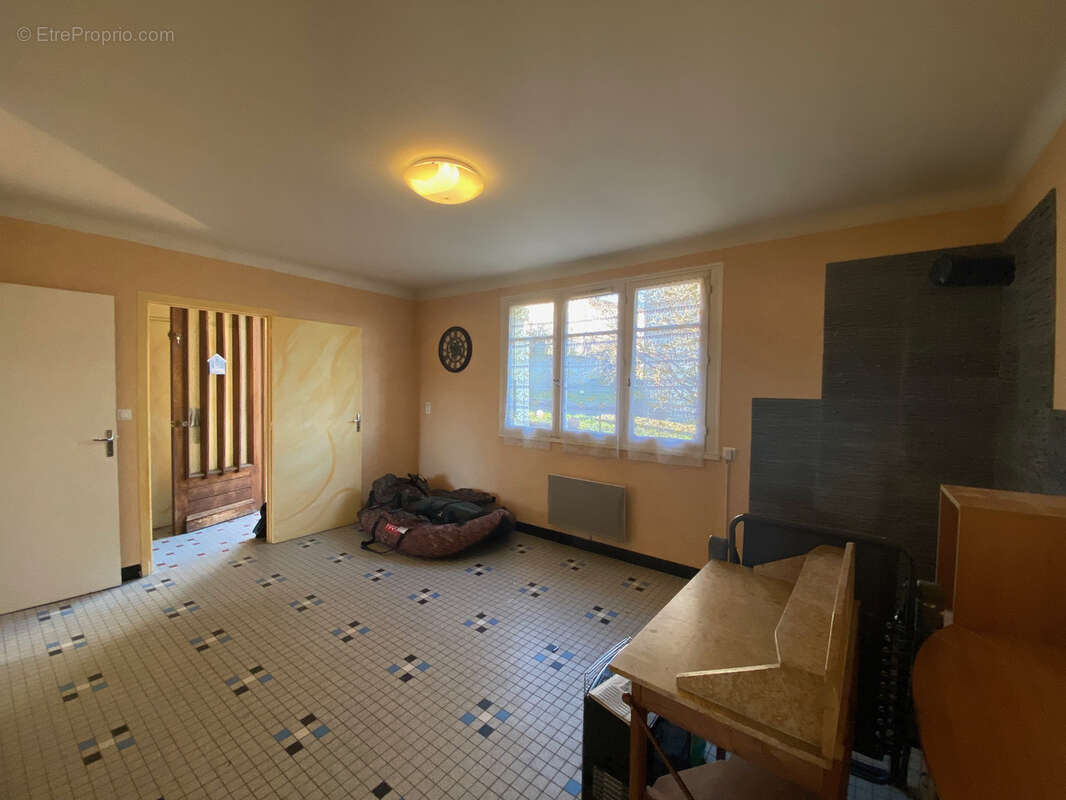 Maison à PUY-L&#039;EVEQUE