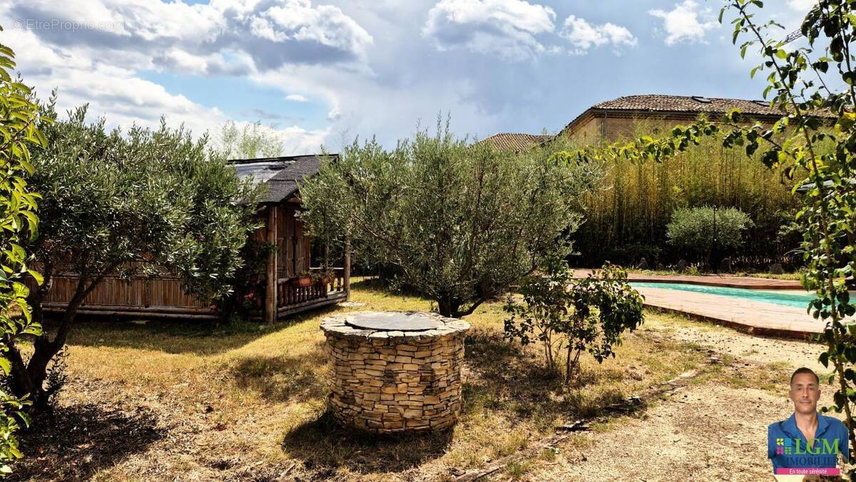 Maison à SAINT-VICTOR-DE-MALCAP