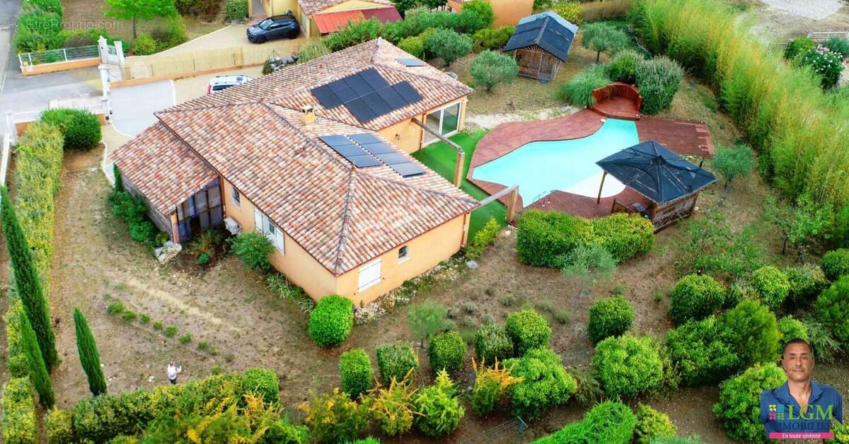 Maison à SAINT-VICTOR-DE-MALCAP