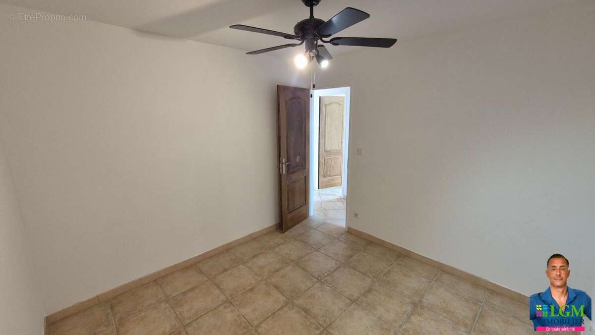 Maison à SAINT-VICTOR-DE-MALCAP