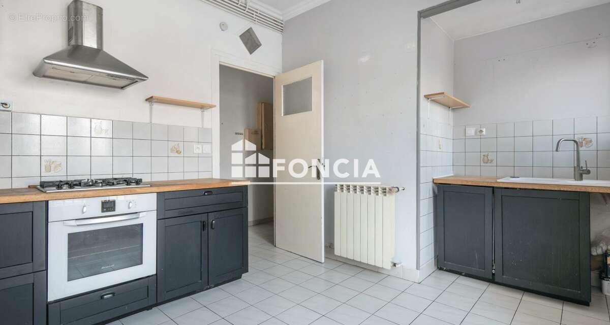 Appartement à FONTAINE