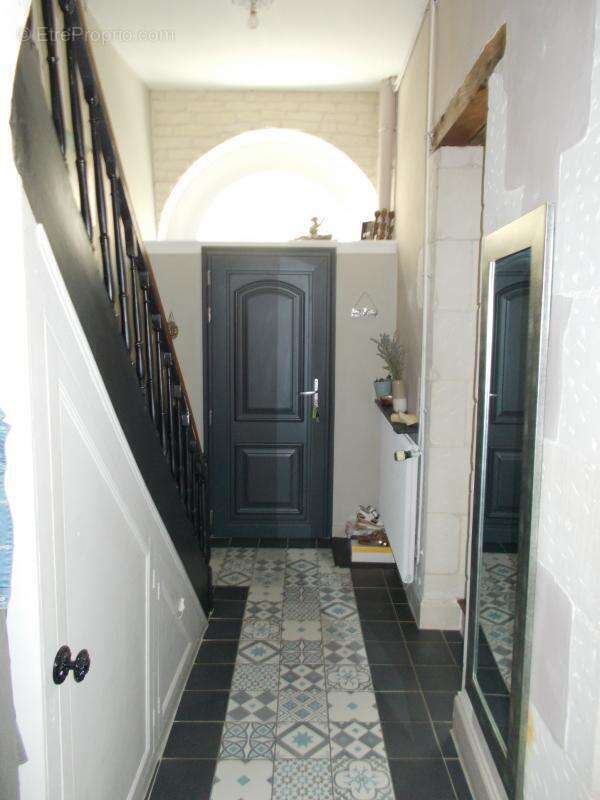 Maison à DANGE-SAINT-ROMAIN