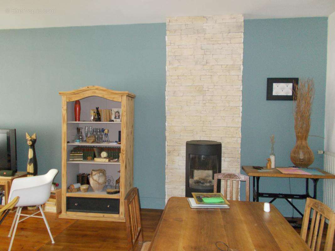 Maison à DANGE-SAINT-ROMAIN