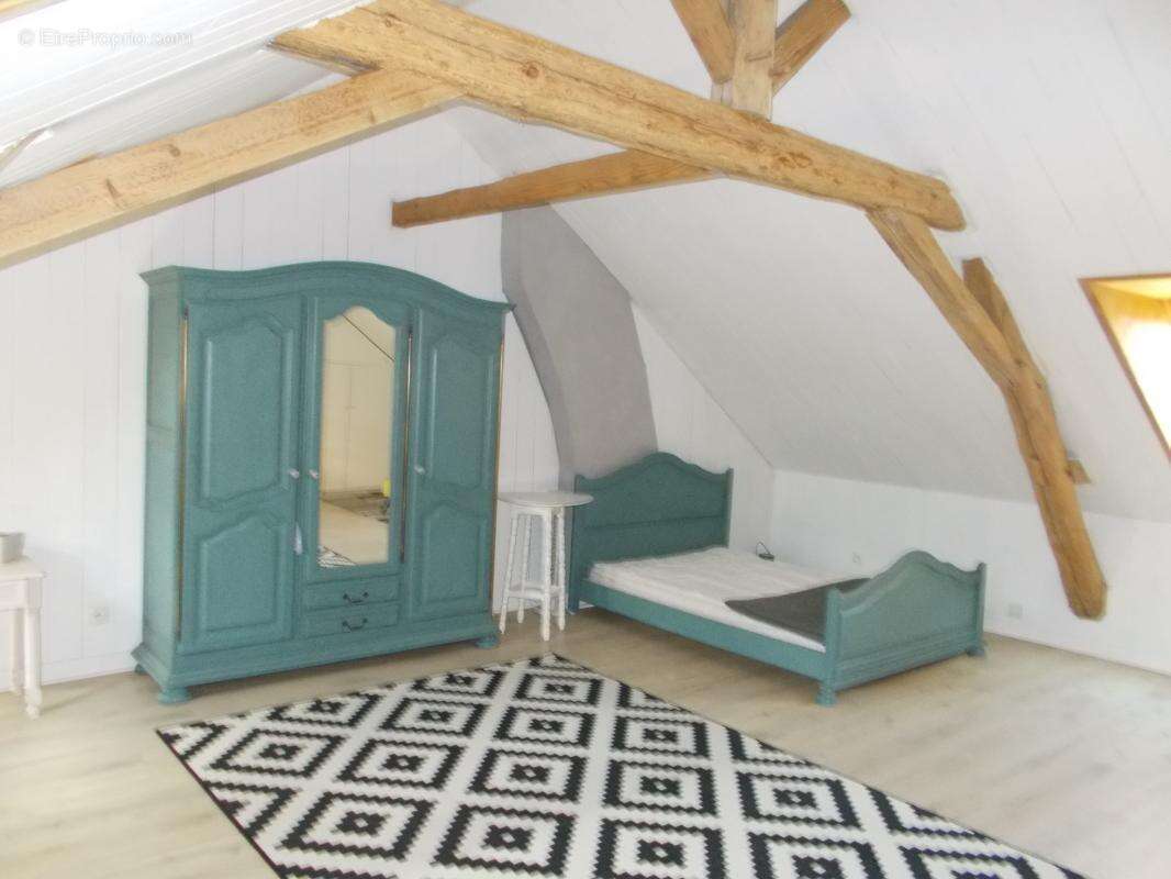 Maison à DANGE-SAINT-ROMAIN