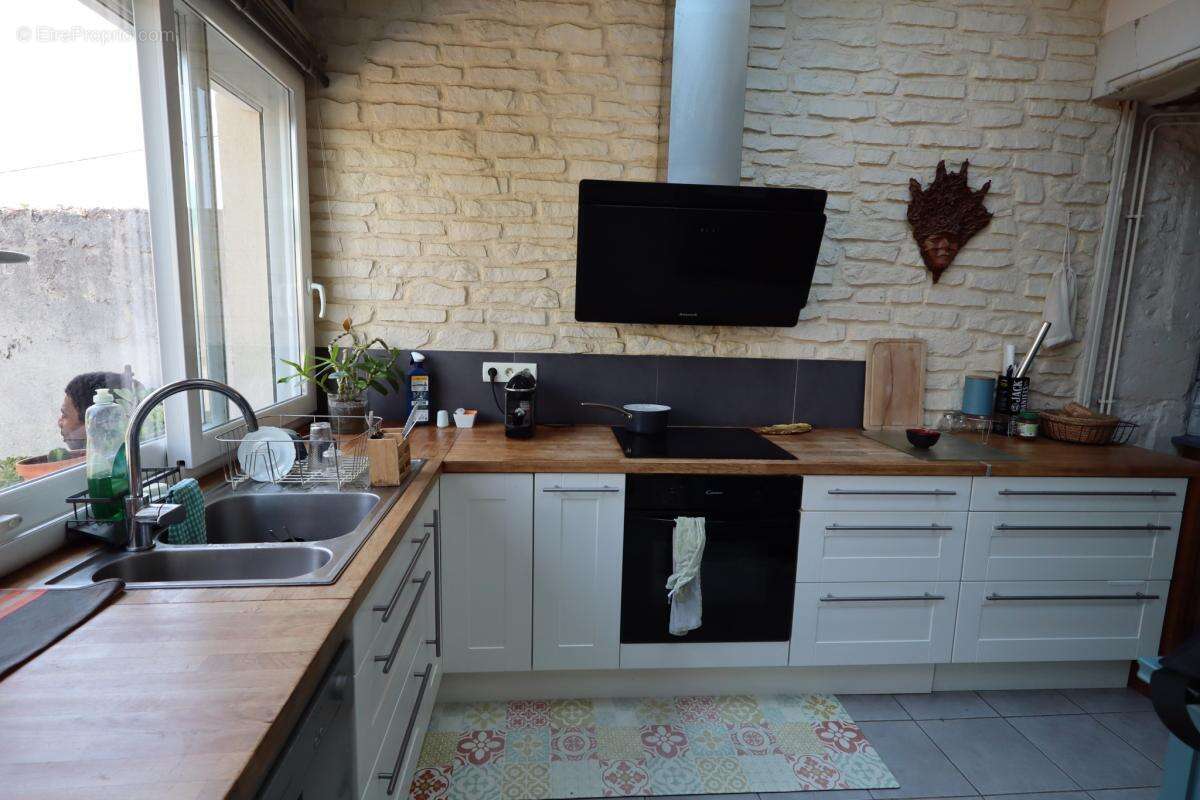 Maison à DANGE-SAINT-ROMAIN