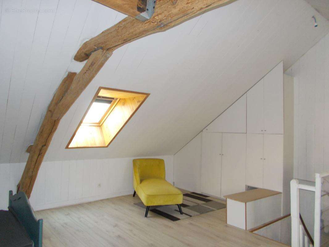 Maison à DANGE-SAINT-ROMAIN