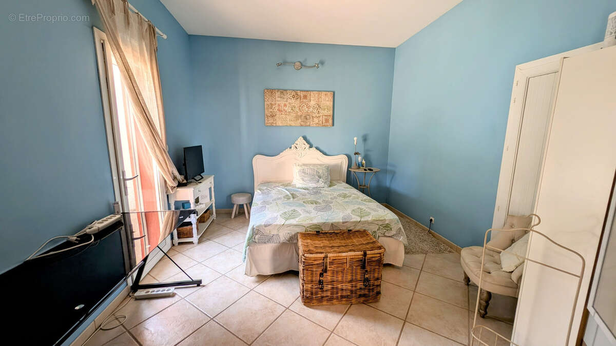 Maison à MONTESQUIEU-DES-ALBERES