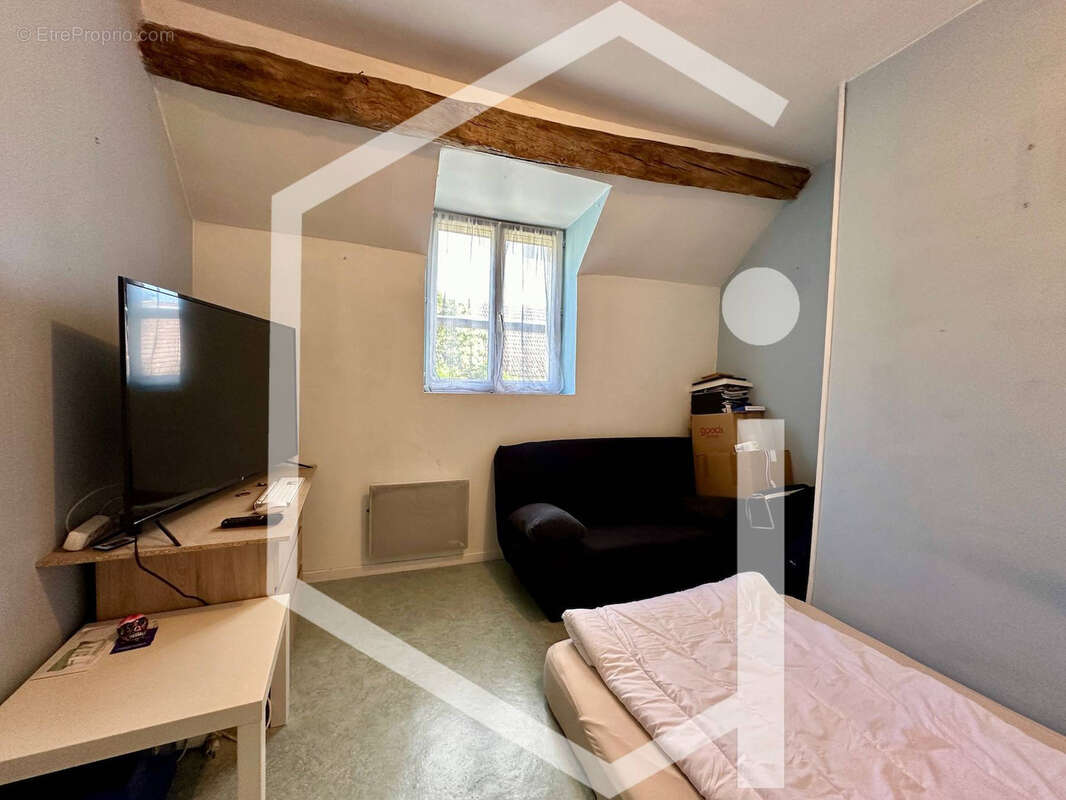 Maison à SUILLY-LA-TOUR