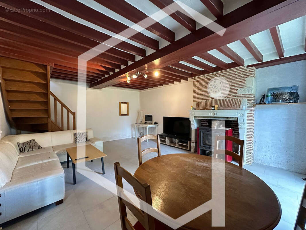 Maison à SUILLY-LA-TOUR